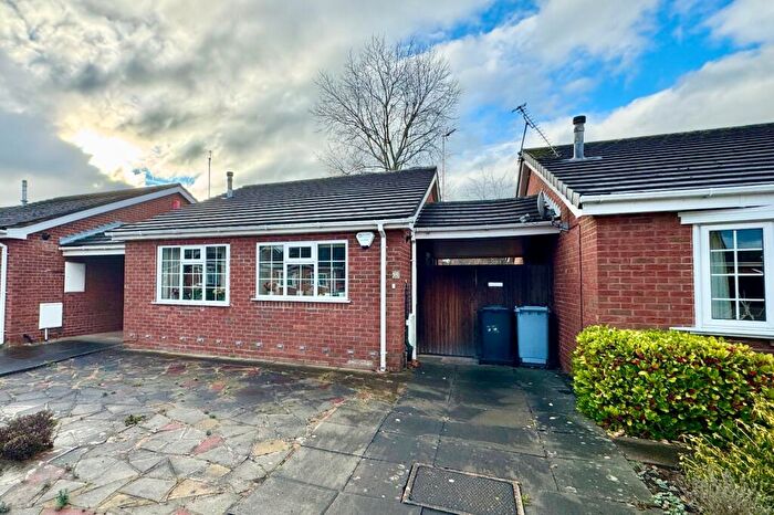 2 Bedroom Bungalow For Sale In Scaife Road, Nantwich, Cheshire, CW5