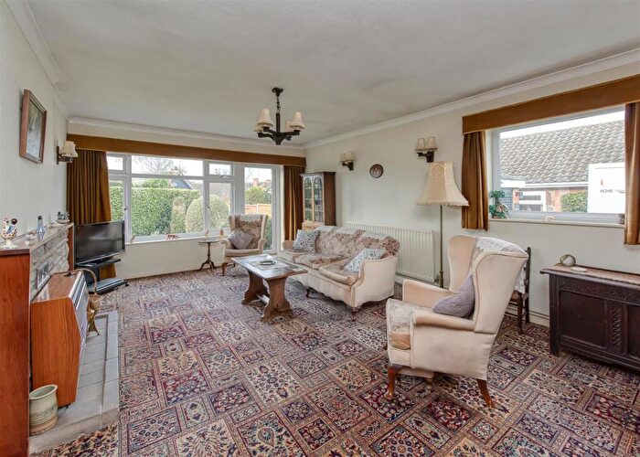 3 Bedroom Detached Bungalow For Sale In Johnsgate, Brewood, Stafford, ST19