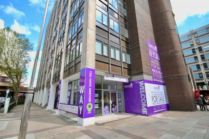 2 Bedroom Flat To Rent In Enterprise House, Isambard Brunel Road, PO1