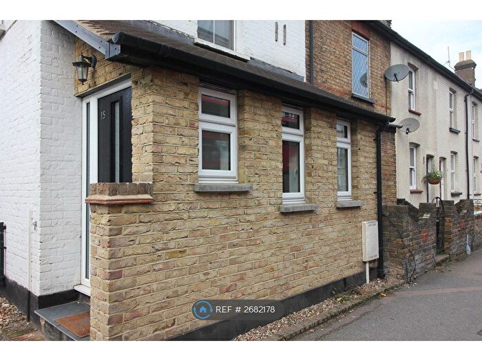 2 Bedroom Flat To Rent In Chislehurst Road, Orpington, BR6