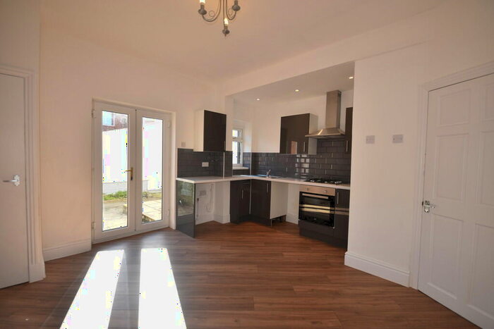 3 Bedroom Terraced House To Rent In Lindsay Avenue, Blackpool, FY3