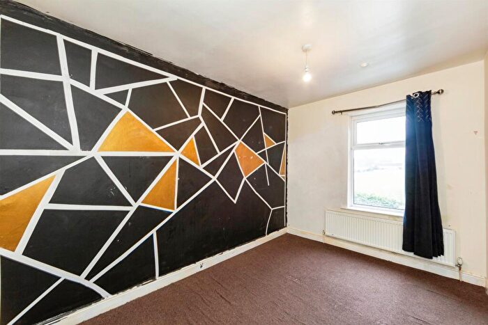 3 Bedroom Terraced House For Sale In Schofield Street, Mexborough, S64