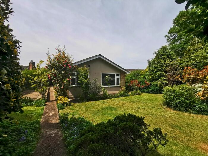 3 Bedroom Bungalow To Rent In Bek Close, Norwich, NR4