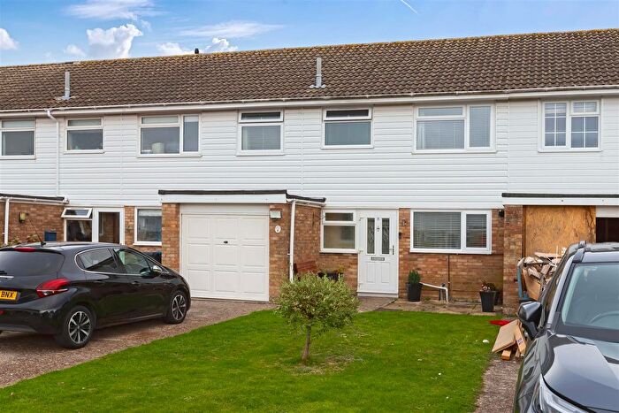 4 Bedroom Terraced House For Sale In Alberta Road, Worthing, BN13