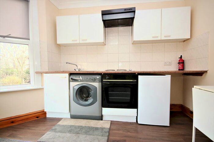 Studio To Rent In Church Lane, London, N8