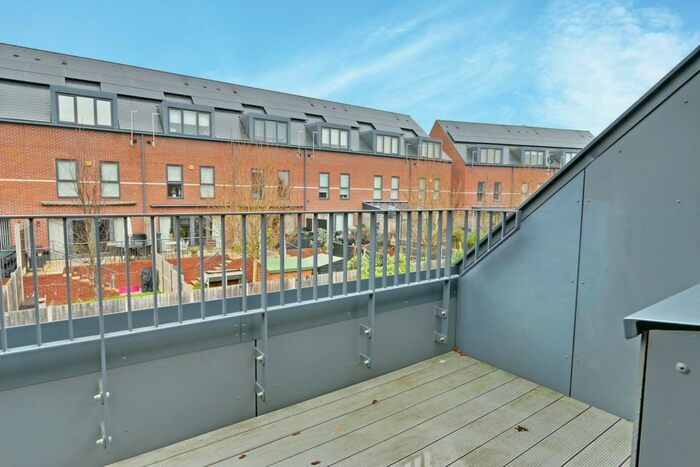 3 Bedroom Terraced House To Rent In Cornell Gardens, Cockfosters, EN4