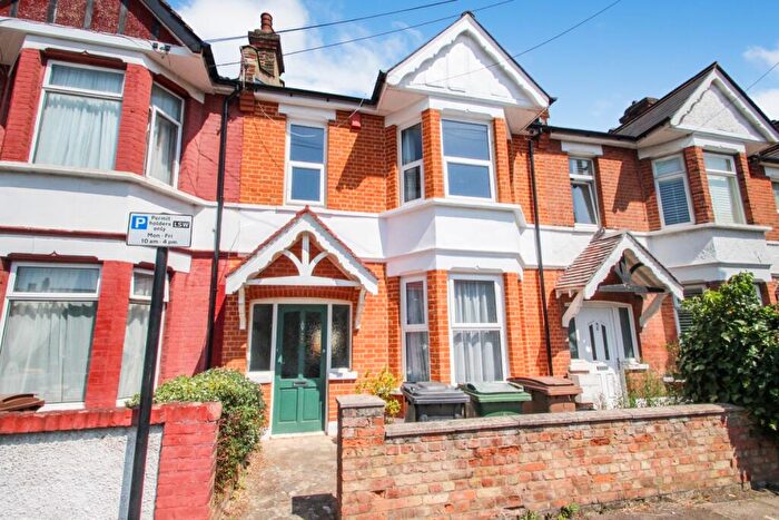 4 Bedroom Terraced House To Rent In Cavendish Drive, Leytonstone, London, E11