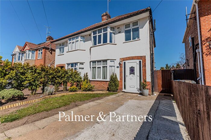 3 Bedroom Semi Detached House For Sale In Lavenham Road, Ipswich, Suffolk, IP2