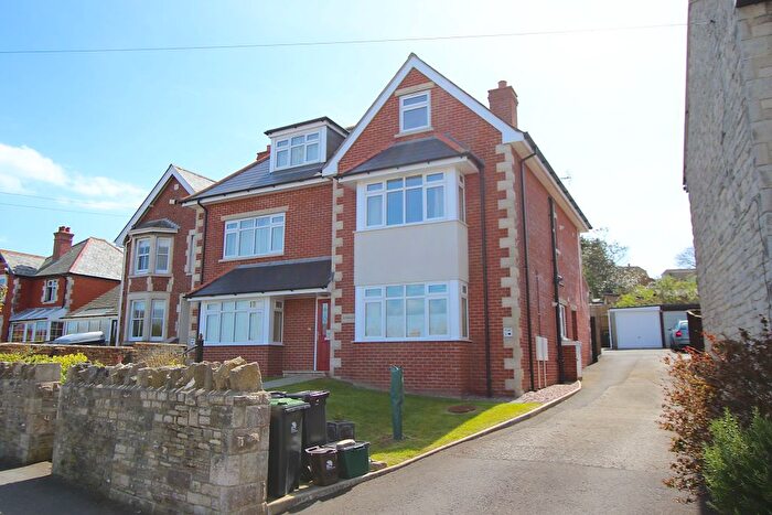 2 Bedroom Maisonette To Rent In High Street, Swanage, BH19