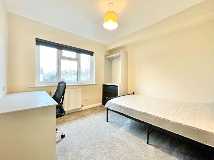 Studio To Rent In Dominion Road, Worthing, BN14