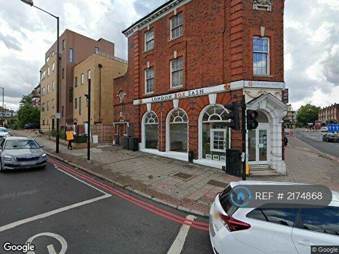 Studio To Rent In Norwood Road, London, SE27