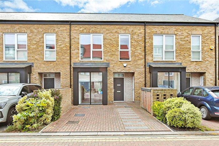 3 Bedroom Terraced House For Sale In Thalia Way, Rochester, Kent, ME1