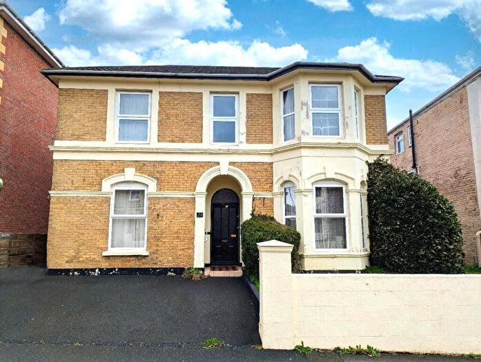 6 Bedroom Detached House For Sale In Shanklin Renovation Opportunity***, PO37