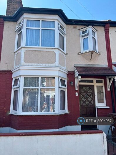 3 Bedroom Terraced House To Rent In Thorpe Road, London, E17