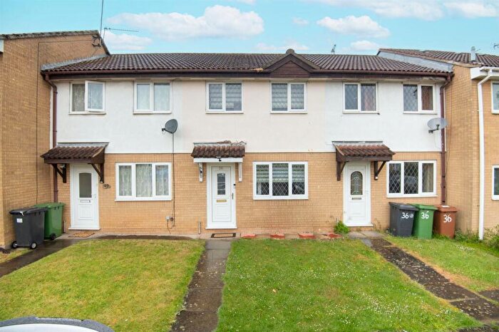 2 Bedroom Terraced House For Sale In Swale Drive, Wellingborough, NN8