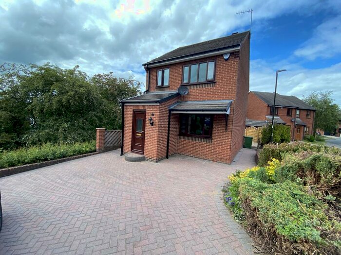 3 Bedroom Detached House To Rent In Manor Croft, Ripley, DE5