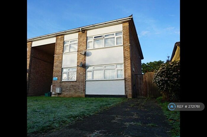 2 Bedroom Flat To Rent In Saxville Road, Orpington, BR5