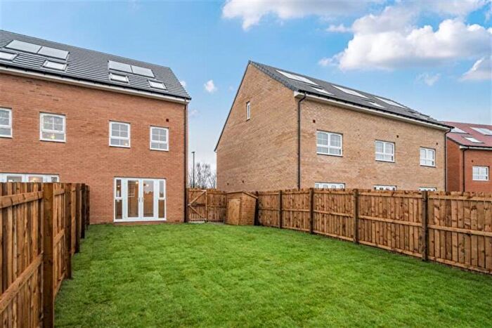 3 Bedroom Semi-Detached House To Rent In Bedroom Semi Detached House In Daisy Lane, Throckley, NE15