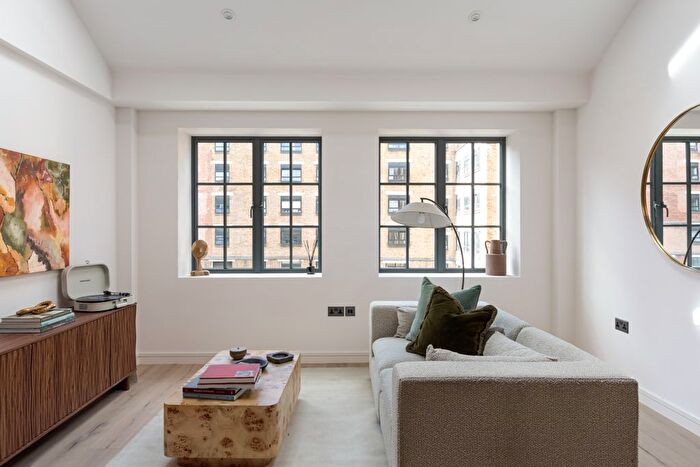 1 Bedroom Studio For Sale In The Threadworks, Bethnal Green, E2 - Photo 2