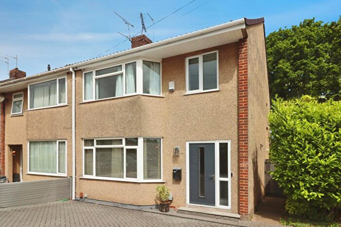 3 Bedroom End Of Terrace House For Sale In Queensholm Crescent, Bristol, Gloucestershire, BS16