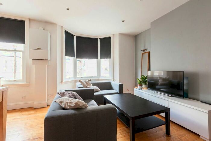 2 Bedroom Flat To Rent In Saltoun Road, Brixton, London, SW2