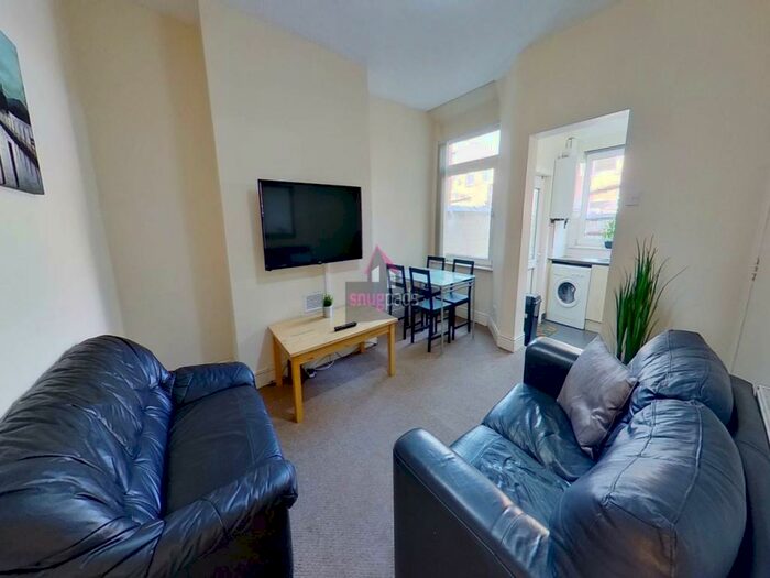 3 Bedroom House To Rent In Fairfield Street, Salford, Manchester, M6