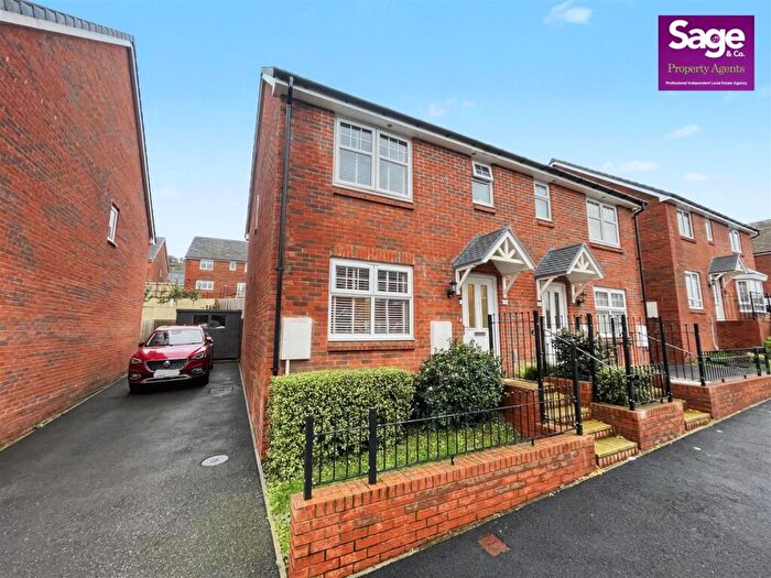 3 Bedroom Semi Detached House For Sale In Heol Lowri, Pontrhydyrun, Cwmbran, NP44