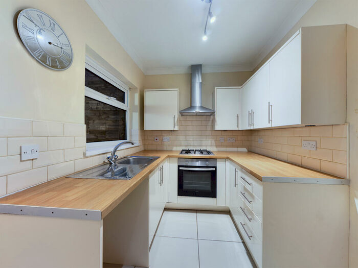 2 Bedroom Terraced House To Rent In Buckingham Street, HU8