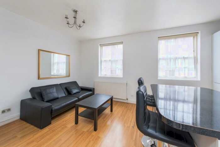 2 Bedroom Apartment To Rent In Park Road London, NW1