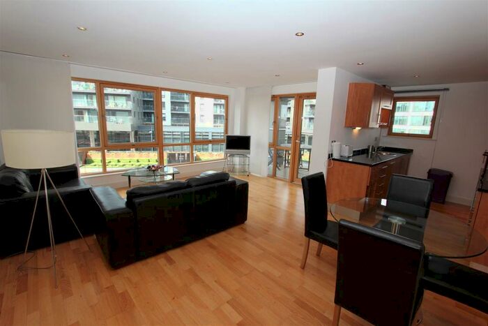 2 Bedroom Flat To Rent In Crozier House, Leeds Dock, LS10