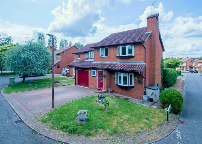 5 Bedroom Detached House To Rent In Orne Gardens, Bolbeck Park, MK15