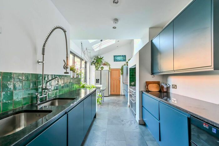 4 Bedroom Terraced House To Rent In Hayter Road, Brixton, London, SW2