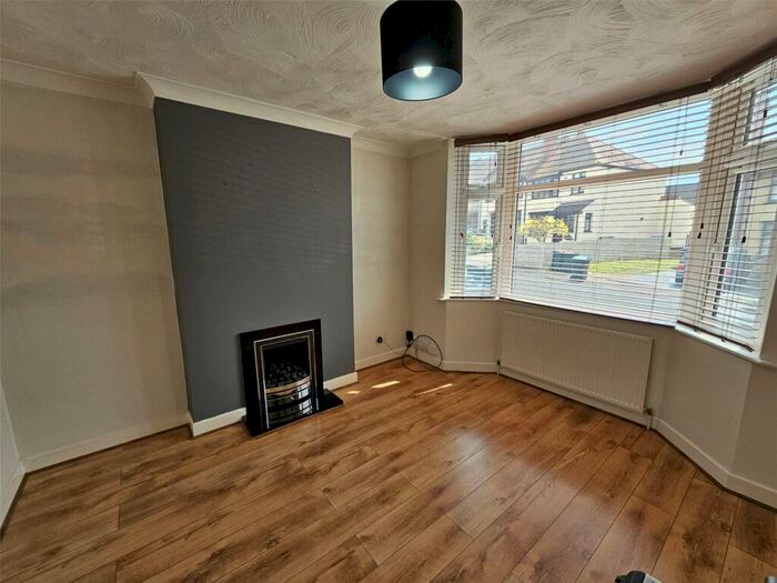 2 Bedroom End Of Terrace House To Rent In Albert Crescent, Coventry, West Midlands, CV6