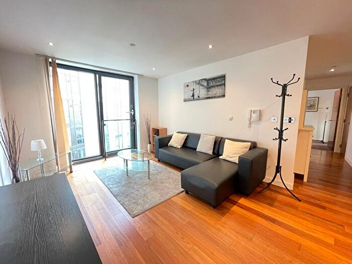 2 Bedroom Flat To Rent In City Lofts, St. Pauls Square, Sheffield, S1