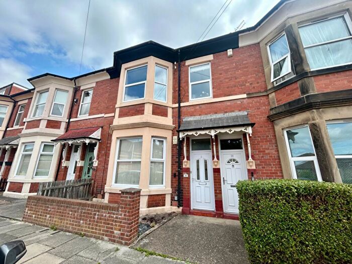 2 Bedroom Flat To Rent In Military Road, North Shields, NE30