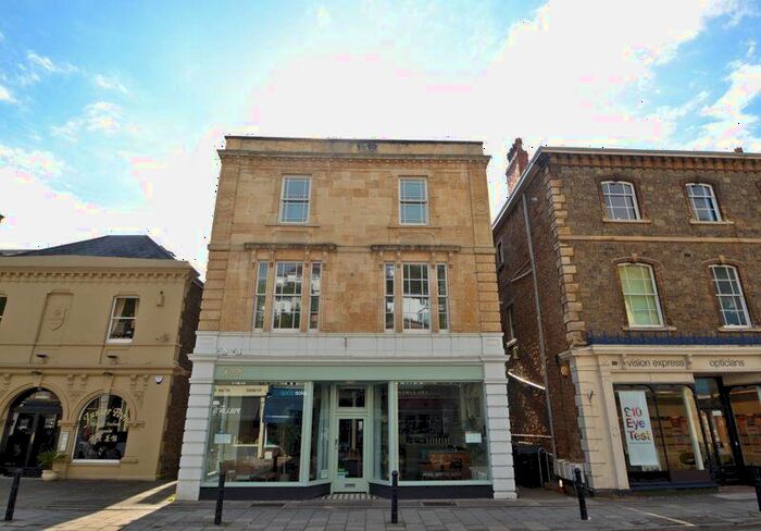 1 Bedroom Flat To Rent In Hill Road, Clevedon, BS21