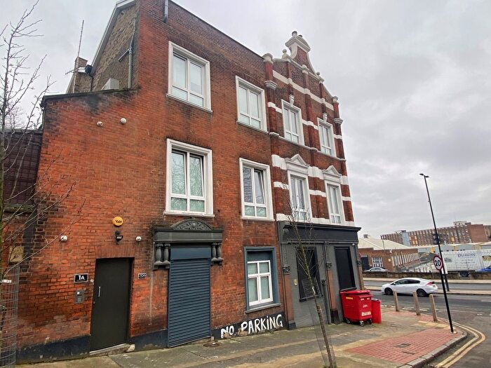 1 Bedroom Flat To Rent In Cleveley Close, Charlton Woolwich, SE7