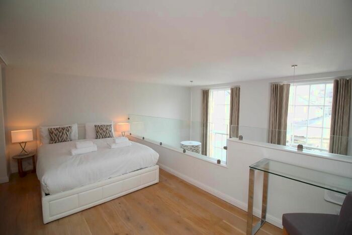 1 Bedroom Flat To Rent In Flat, Mcdonald Road, Edinburgh, EH7