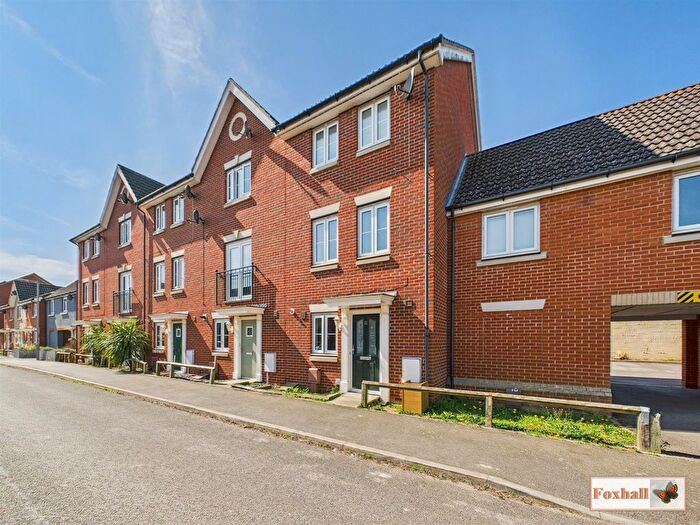 4 Bedroom Terraced House For Sale In Ditton Way, Ipswich, IP3