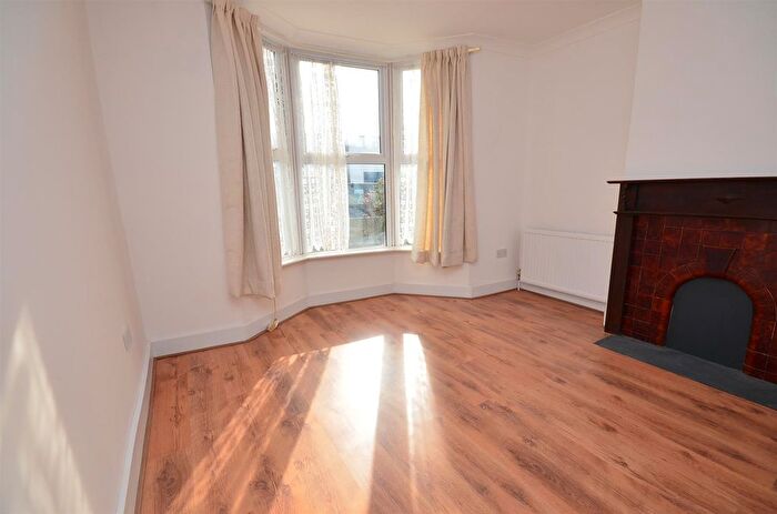 3 Bedroom End Of Terrace House To Rent In Saxon Road, London, SE25
