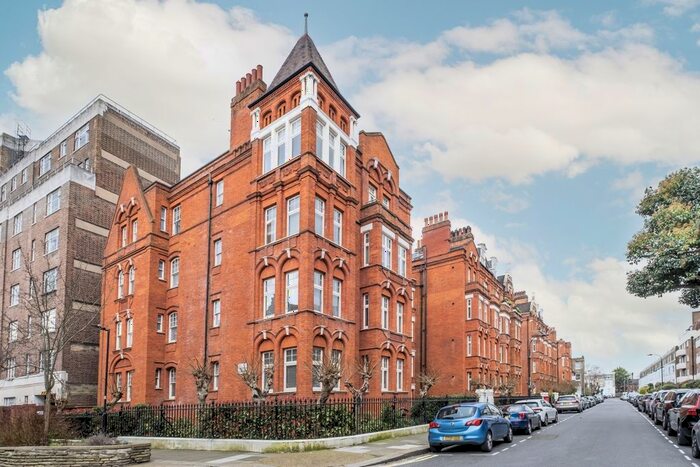 2 Bedroom Flat To Rent In King Street, London, W6