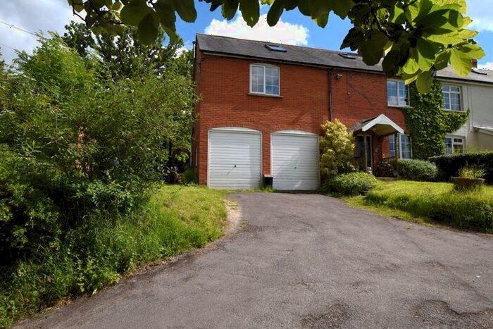 5 Bedroom Semi-Detached House For Sale In Mill Court, Upper Froyle, GU34
