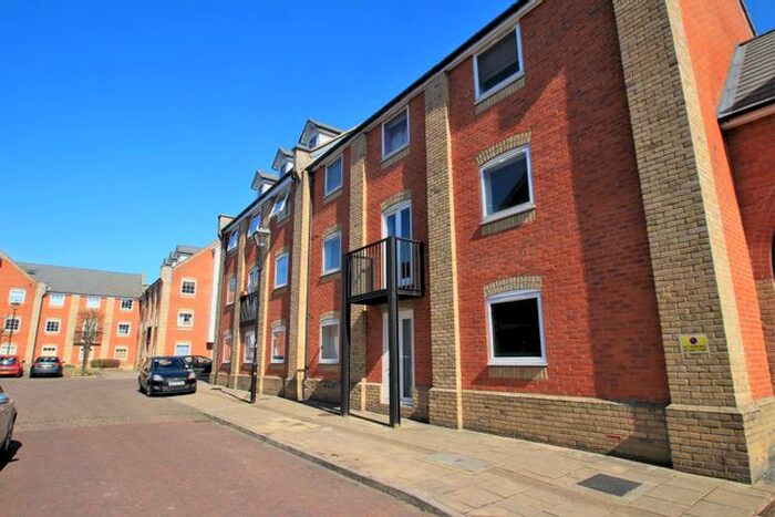 3 Bedroom Flat To Rent In Meachen Road, Colchester, CO2