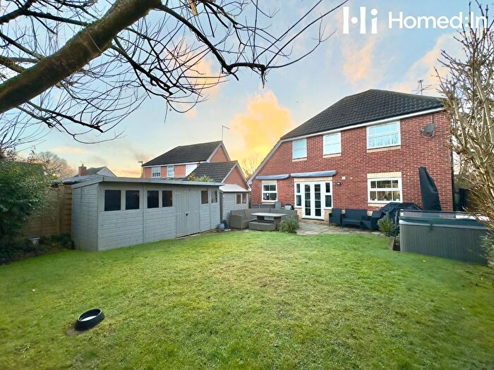 4 Bedroom Detached House For Sale In Eversfield, Southwater, Horsham, RH13