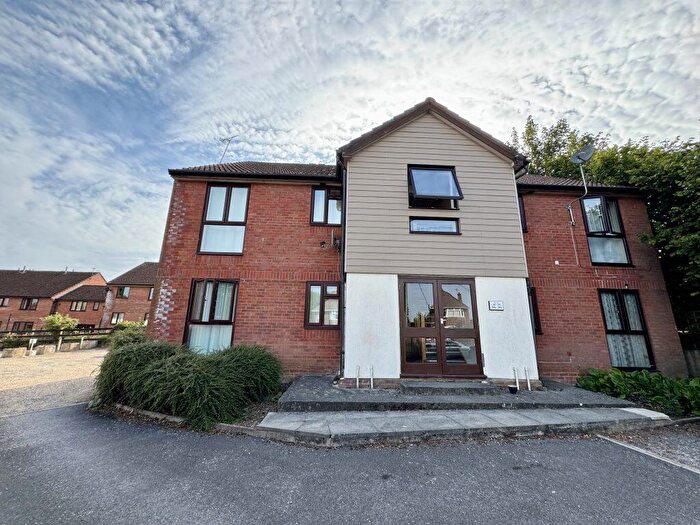 1 Bedroom Flat For Sale In St Michaels Avenue, Yeovil, Somerset, BA21
