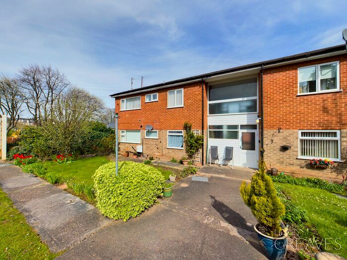 2 Bedroom Maisonette To Rent In Mount Pleasant, Carlton, Nottingham, NG4