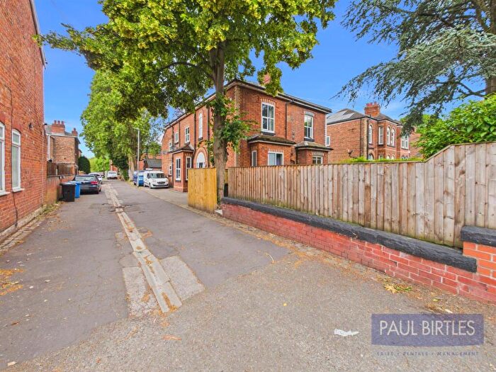 1 Bedroom Flat To Rent In Moss Vale Road, Urmston, M41
