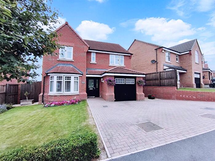 4 Bedroom Detached House For Sale In Lidgett Road, Mapplewell, Barnsley, S75