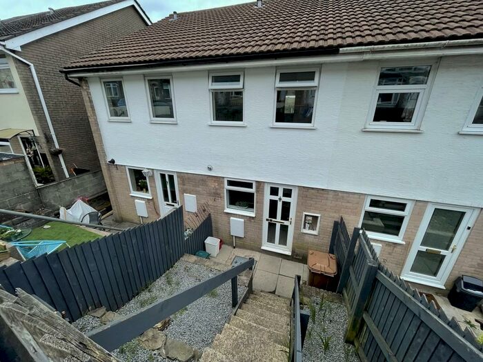 2 Bedroom End Of Terrace House To Rent In Llancayo Park, Bargoed, CF81