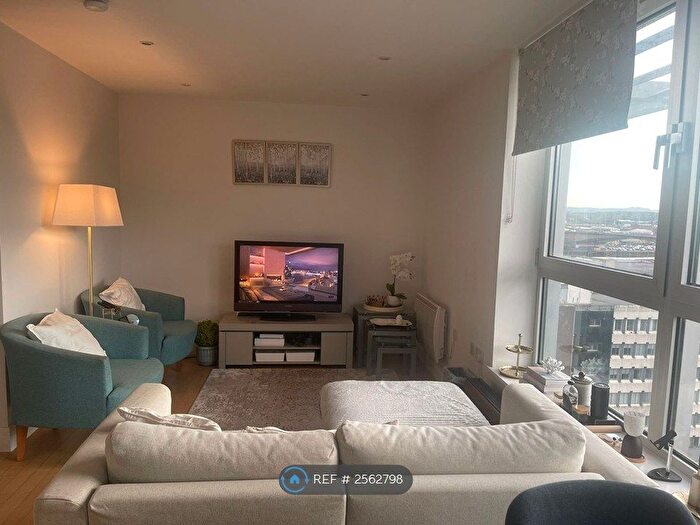 2 Bedroom Flat To Rent In Argyle Street, Glasgow, G2